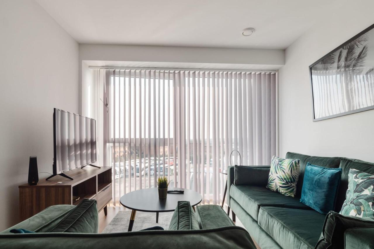 Beautiful 2 Bed Apartment In A Converted Mill Leeds  Buitenkant foto