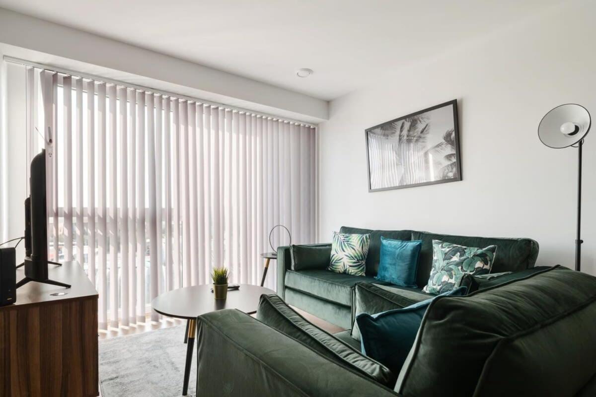 Beautiful 2 Bed Apartment In A Converted Mill Leeds  Buitenkant foto