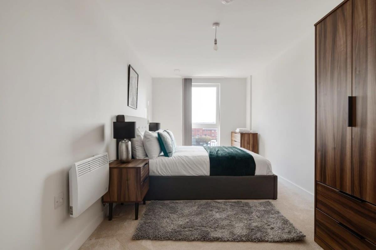 Beautiful 2 Bed Apartment In A Converted Mill Leeds  Buitenkant foto