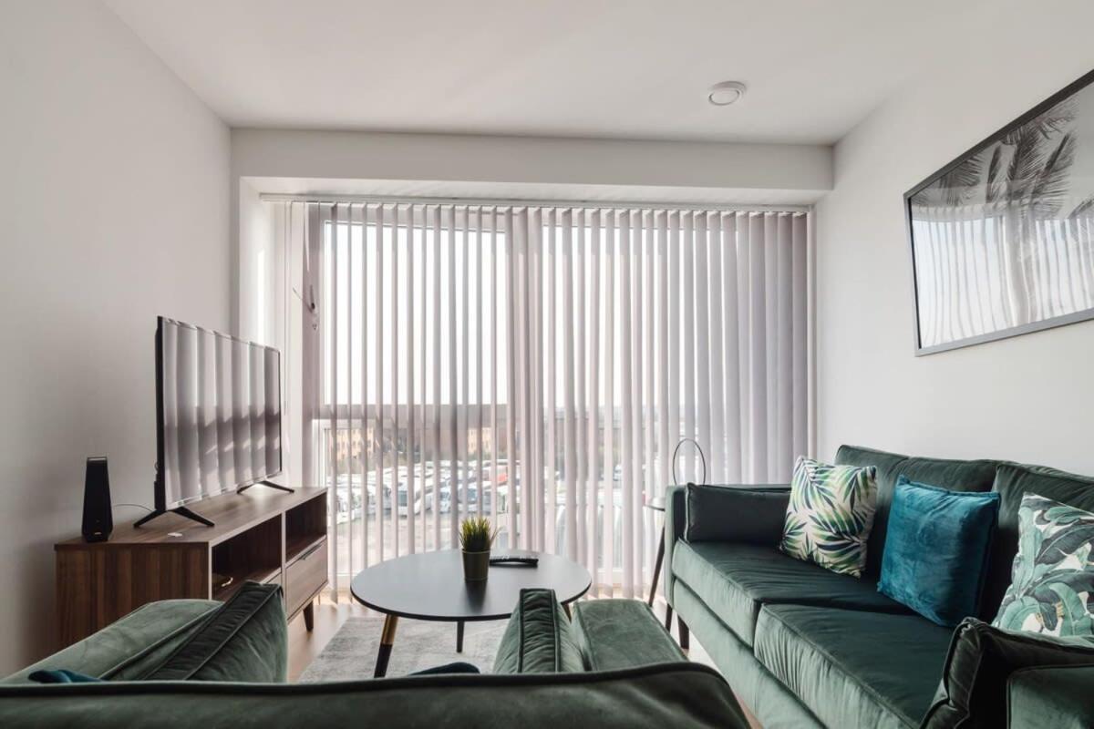 Beautiful 2 Bed Apartment In A Converted Mill Leeds  Buitenkant foto