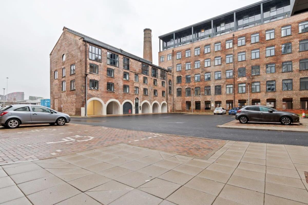 Beautiful 2 Bed Apartment In A Converted Mill Leeds  Buitenkant foto